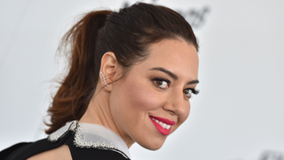 Aubrey Plaza made a half-hour ASMR video, and a lot of it is about killing Jerry from <i>Parks And Rec</i><em></em>